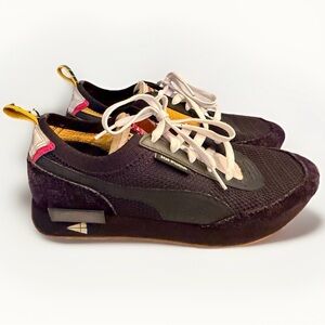 Size 8 Puma Future Rider Helly Hansen 'Ebony' sneakers Suede RARE